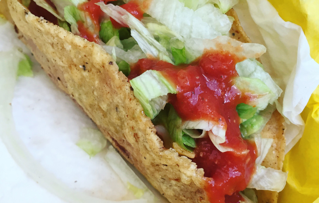 The chicken guacamole taco at El Parasol.