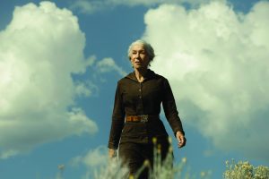 Helen Mirren as Cara Dutton of the Paramount+ series 1923. Photo Cr: Emerson Miller/Paramount+ © 2022 Viacom International Inc. All Rights Reserved.